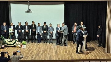 رونمایی از کتاب «افسانه نابینای دانا» همزمان با هفته ملی نابینایان در مهدیشهر
