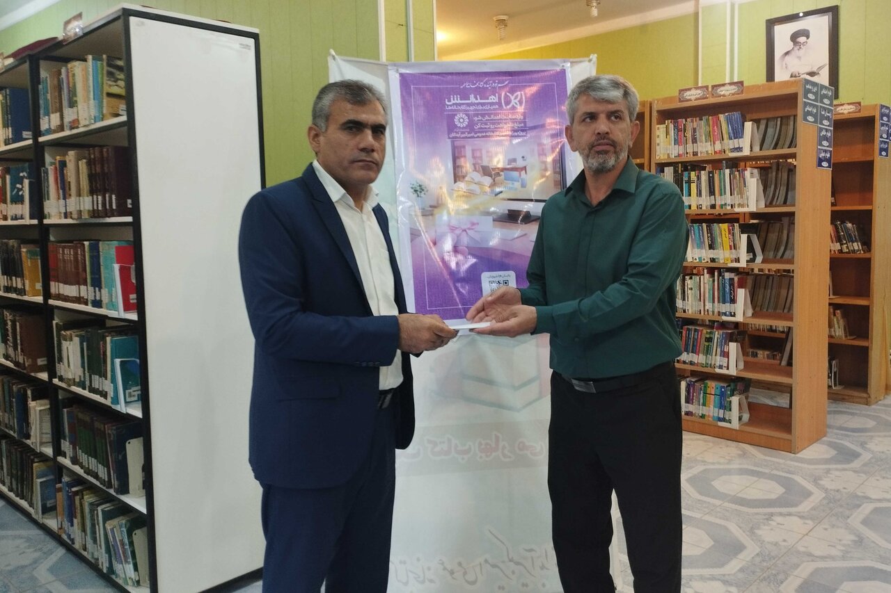 فرماندار آبدانان به پویش ملی اهدانش پیوست