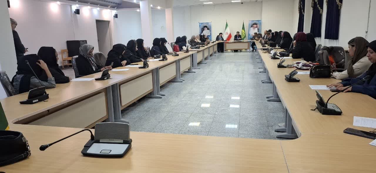 برگزاری ویژه برنامه اختتامیه روز جهانی کودک در کتابخانههای عمومی شهرستان گلپایگان