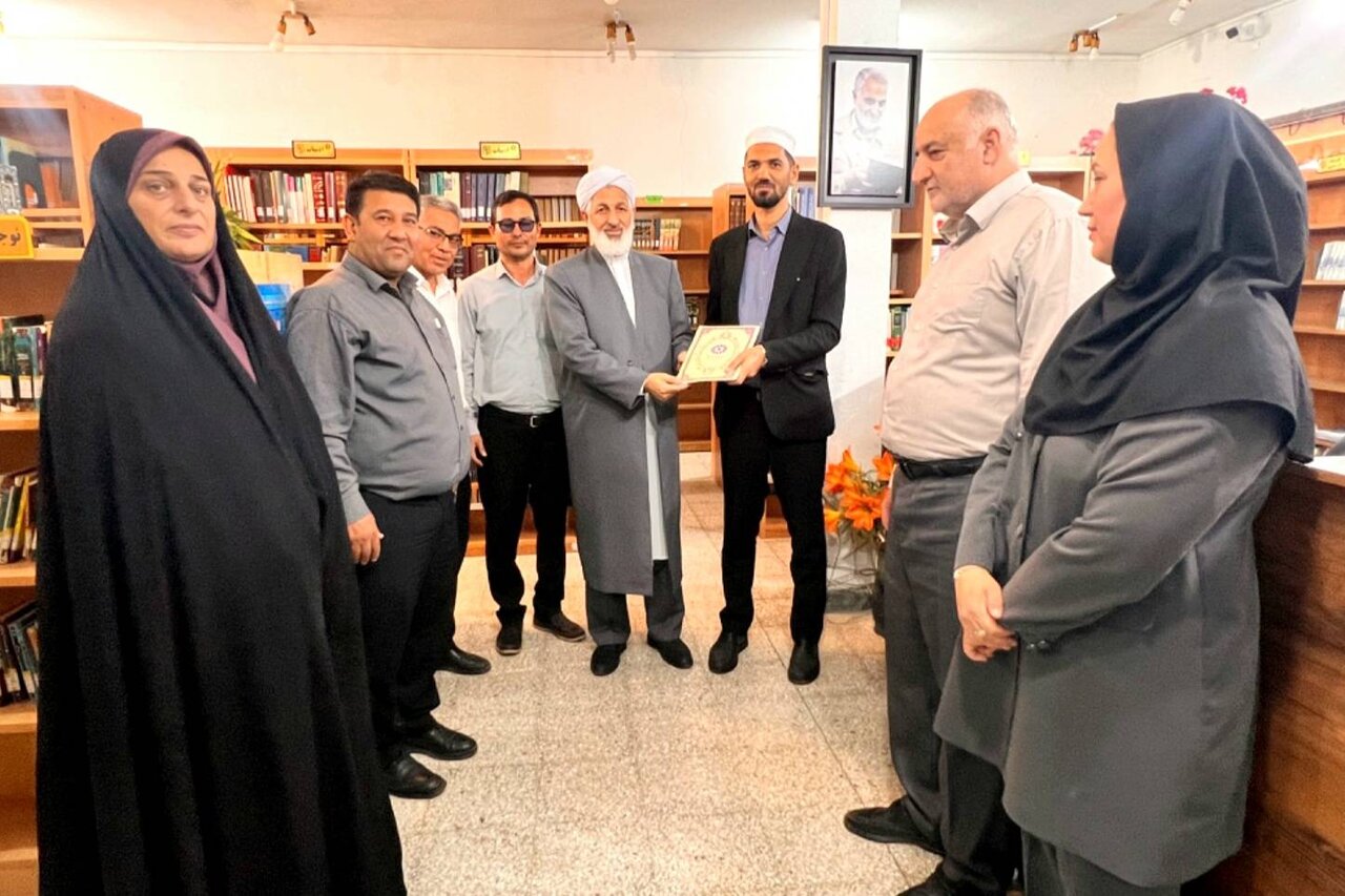 تقدیر مدیرکل کتابخانههای عمومی گلستان از شهردار بندر ترکمن