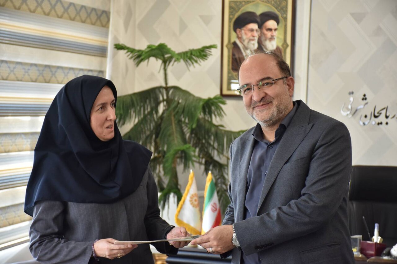 تقدیر از مسئولان و کتابداران بخش نابینایان و ناشنوایان کتابخانه‌های عمومی آذربایجان‌ شرقی