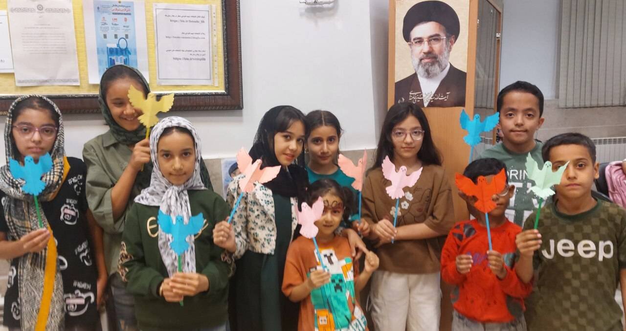 ترویج مطالعه و گفت‌وگوی کتاب‌محور در  کتابخانه‌های عمومی ورامین