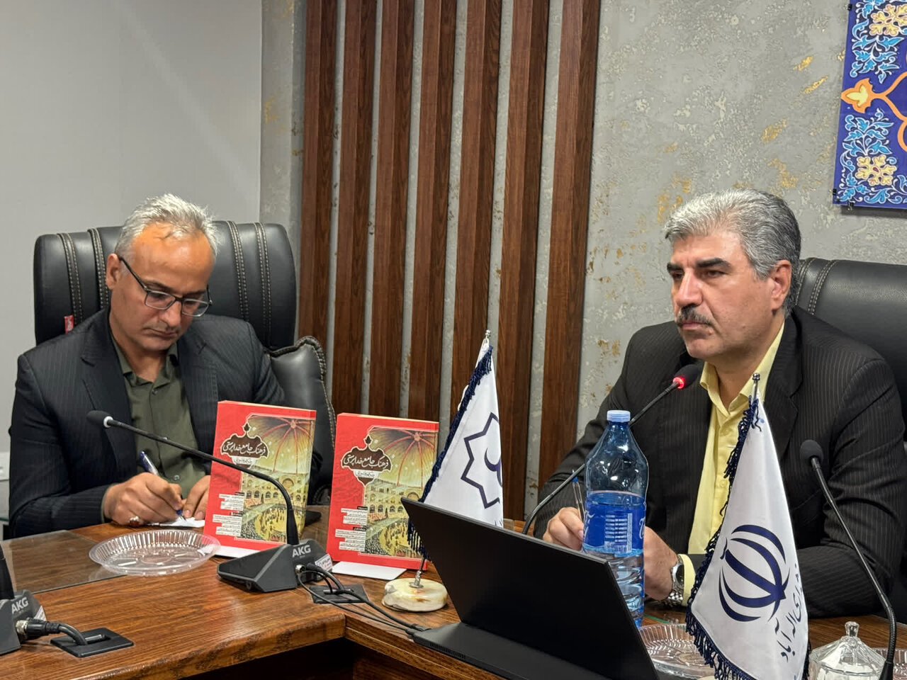 کتاب «فرهنگ خداپرستی» محور چهارمین پویش کتابخوانی شهرستان زارچ شد