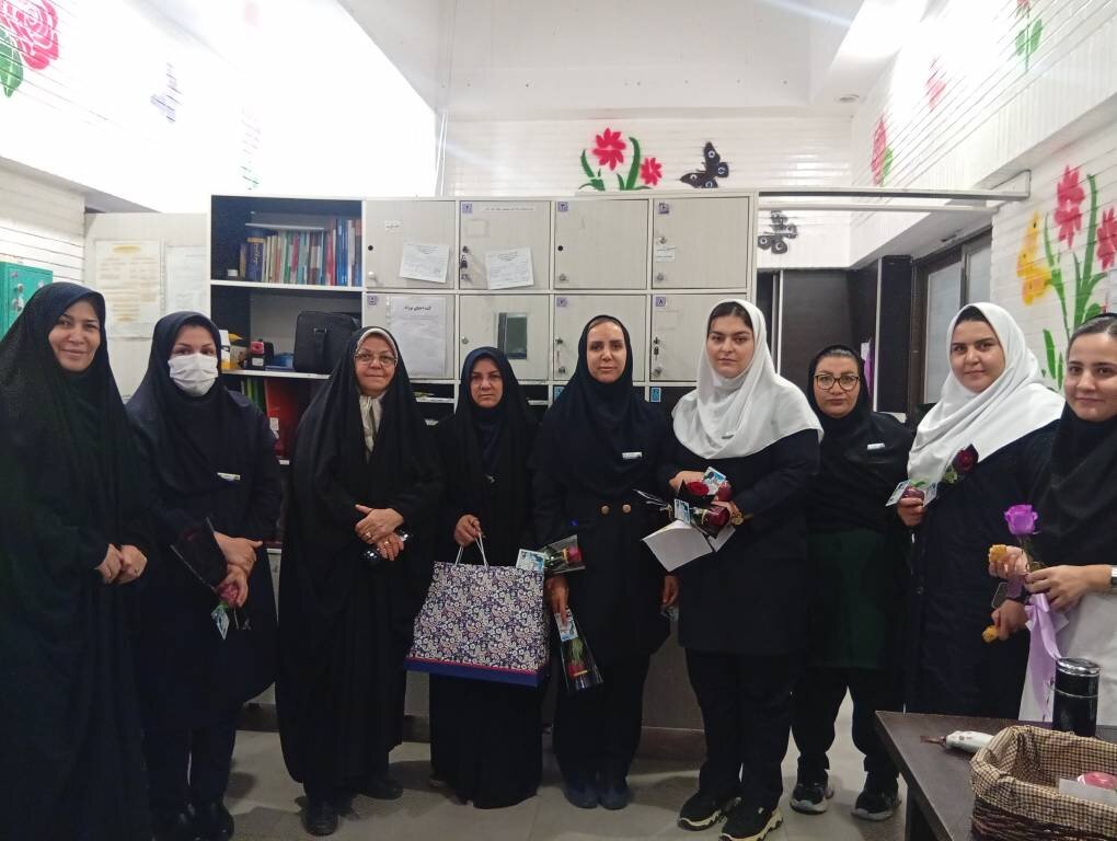 تجلیل از پرستاران بیمارستان امیرالمؤمنین (ع) بوئینزهرا
