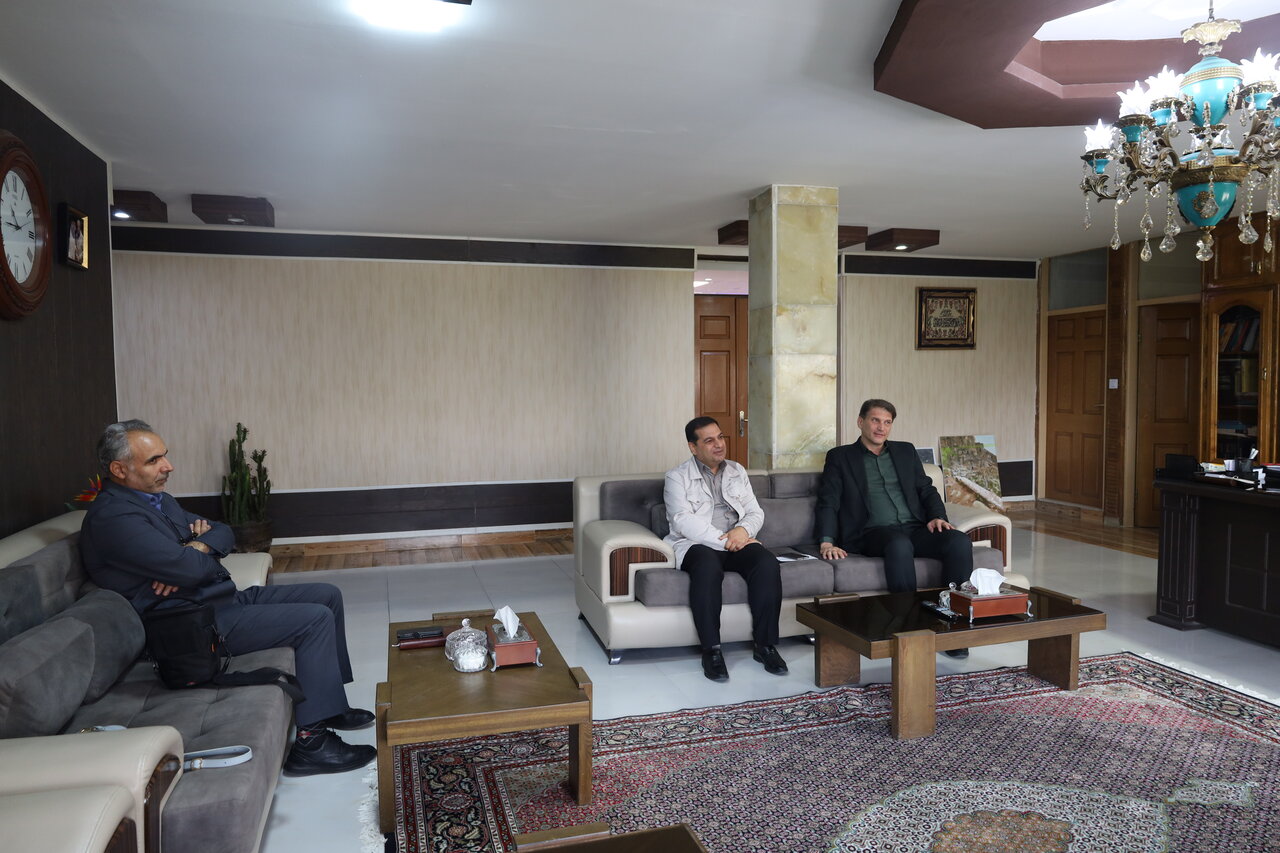 کتابخوانی، شاهراه توسعه همه‌جانبه