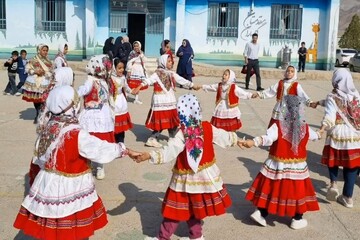 برگزاری جشنواره روستا و عشایر در اسفراین