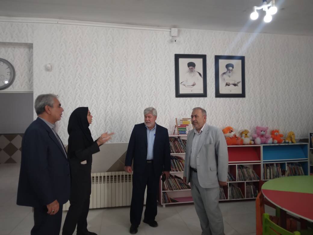اجرای برنامه‌های فرهنگی برای کودکان تا بازدید از روند بازسازی کتابخانه‌های ازنا