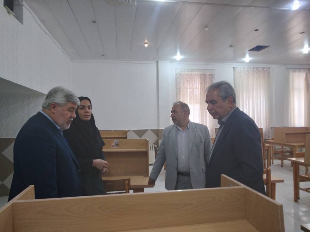 اجرای برنامه‌های فرهنگی برای کودکان تا بازدید از روند بازسازی کتابخانه‌های ازنا