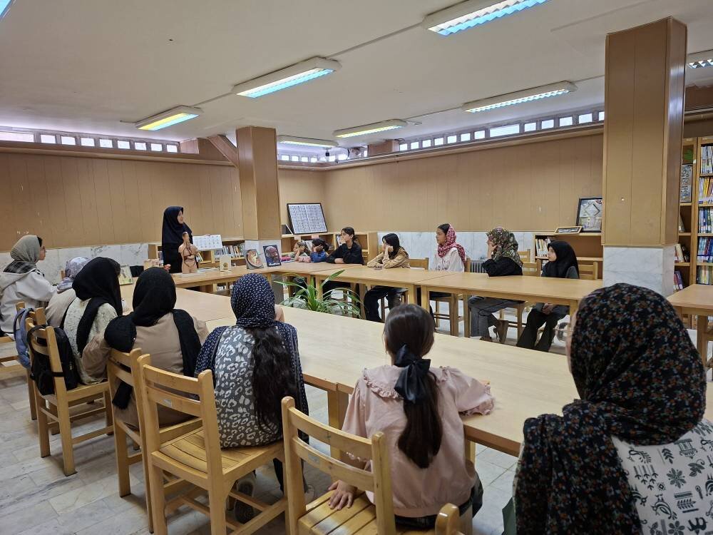 اجرای کارگاه علمی «سفر به درون بدن» و ویژهبرنامه «یک روز با پرستار»