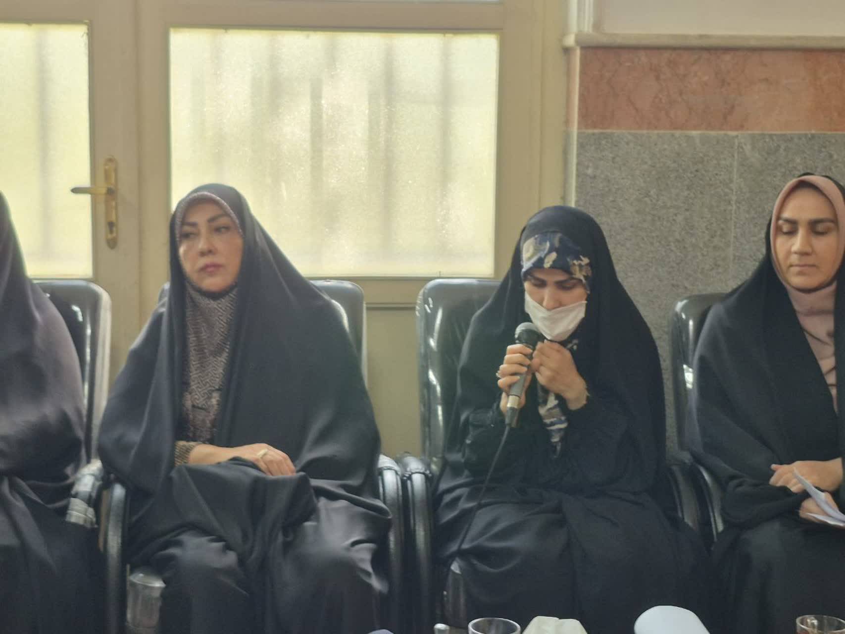 معرفی طرح اهدانش در شورای فرهنگ عمومی شهرستان پاکدشت