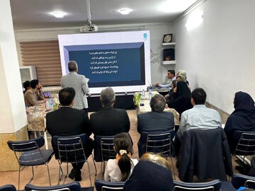 مسابقه مشاعره و حافظ‌شناسی در کتابخانه حضرت زهرا(س) حمیدیا برگزار شد