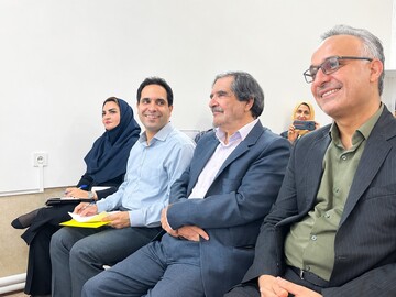 مسابقه مشاعره و حافظ‌شناسی در کتابخانه حضرت زهرا(س) حمیدیا برگزار شد