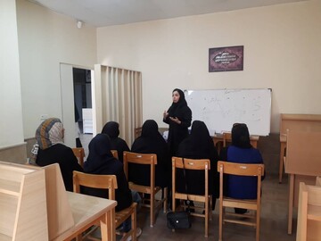 کارگاه آموزشی «بهداشت روان» در کتابخانه شهید سلیمانی قرچک