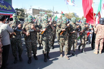 حماسه حضور کتابداران استان مرکزی در رزمایش ۵۰ هزار نفری «جان‌فدای ایران»