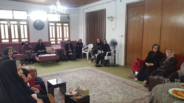 طرح «دوشنبه‌های شاد سالمندان با کتاب و کتابخانه» در قائم‌شهر