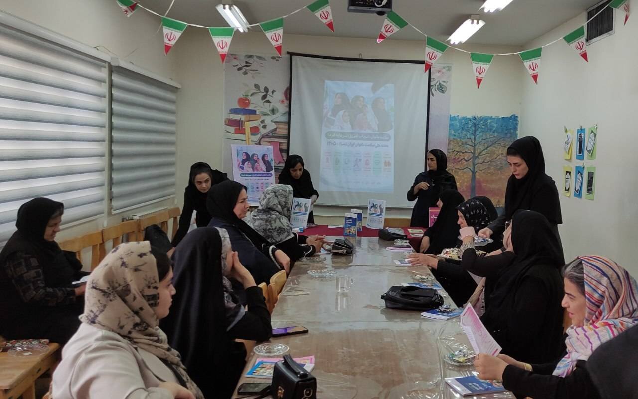 از آگاهی تا تندرستی؛ بانوان در کانون توجه برنامه‌های فرهنگی کتابخانه آیت‌الله نجم‌آبادی