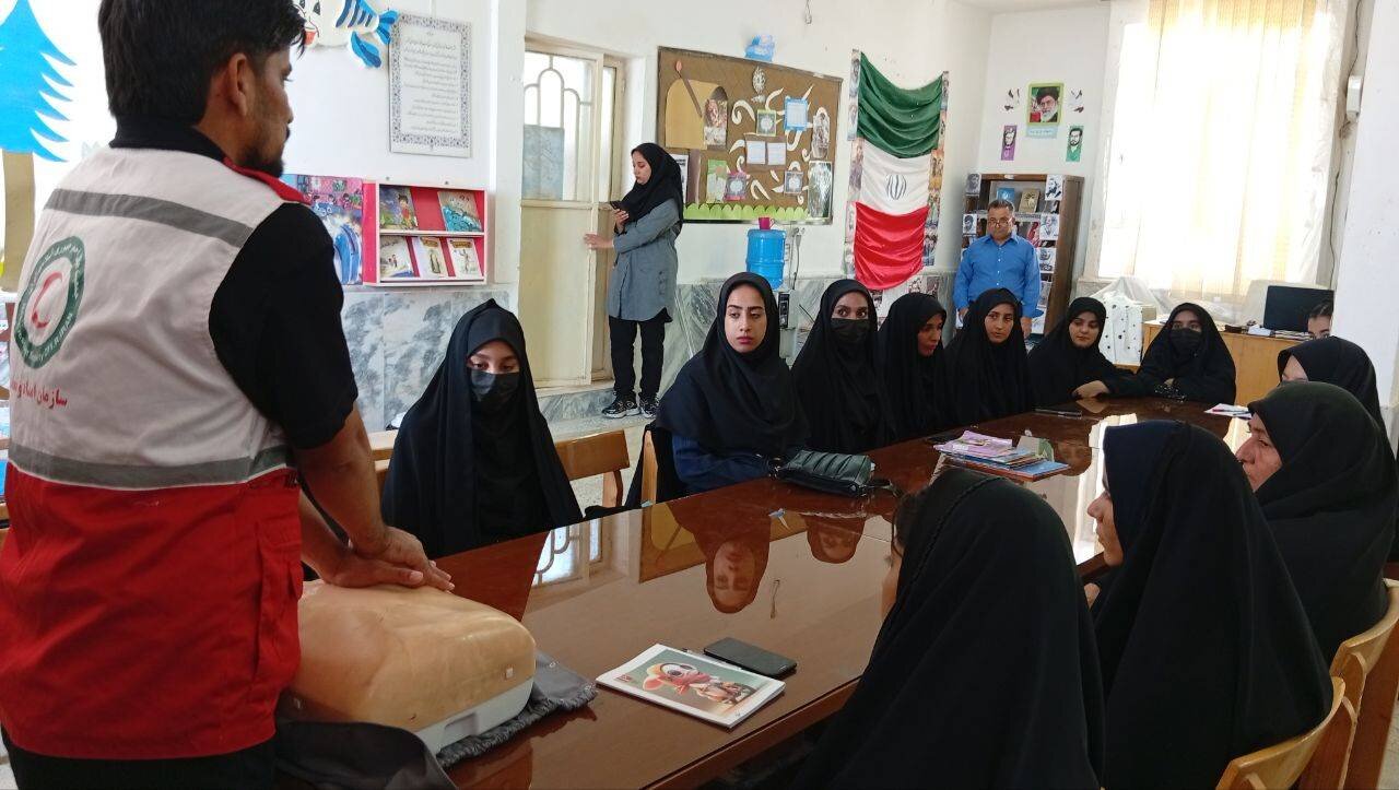 برگزاری کارگاه آموزشی «طرح میدان یار» در کتابخانه عمومی الغدیر زهک