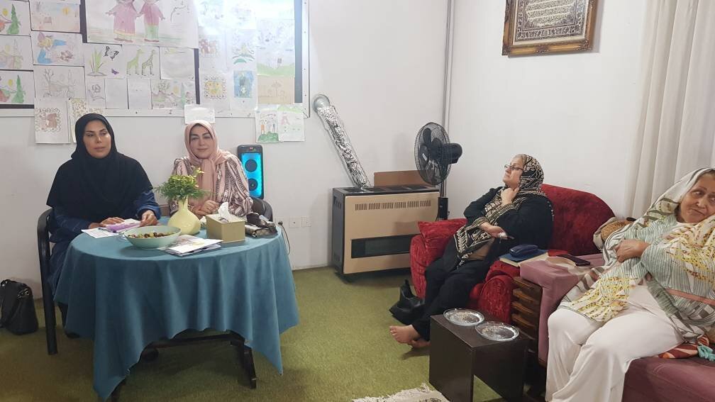 &nbsp;کتاب، همنشین روزهای شاد و آرامش‌بخش سالمندان