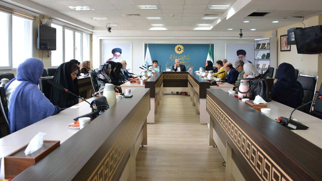 تنوع رویدادها؛ از کلاس درس تا محفل ادبی در کرمانشاه