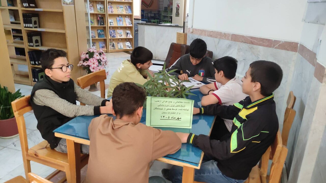 تنوع رویدادها؛ از کلاس درس تا محفل ادبی در کرمانشاه