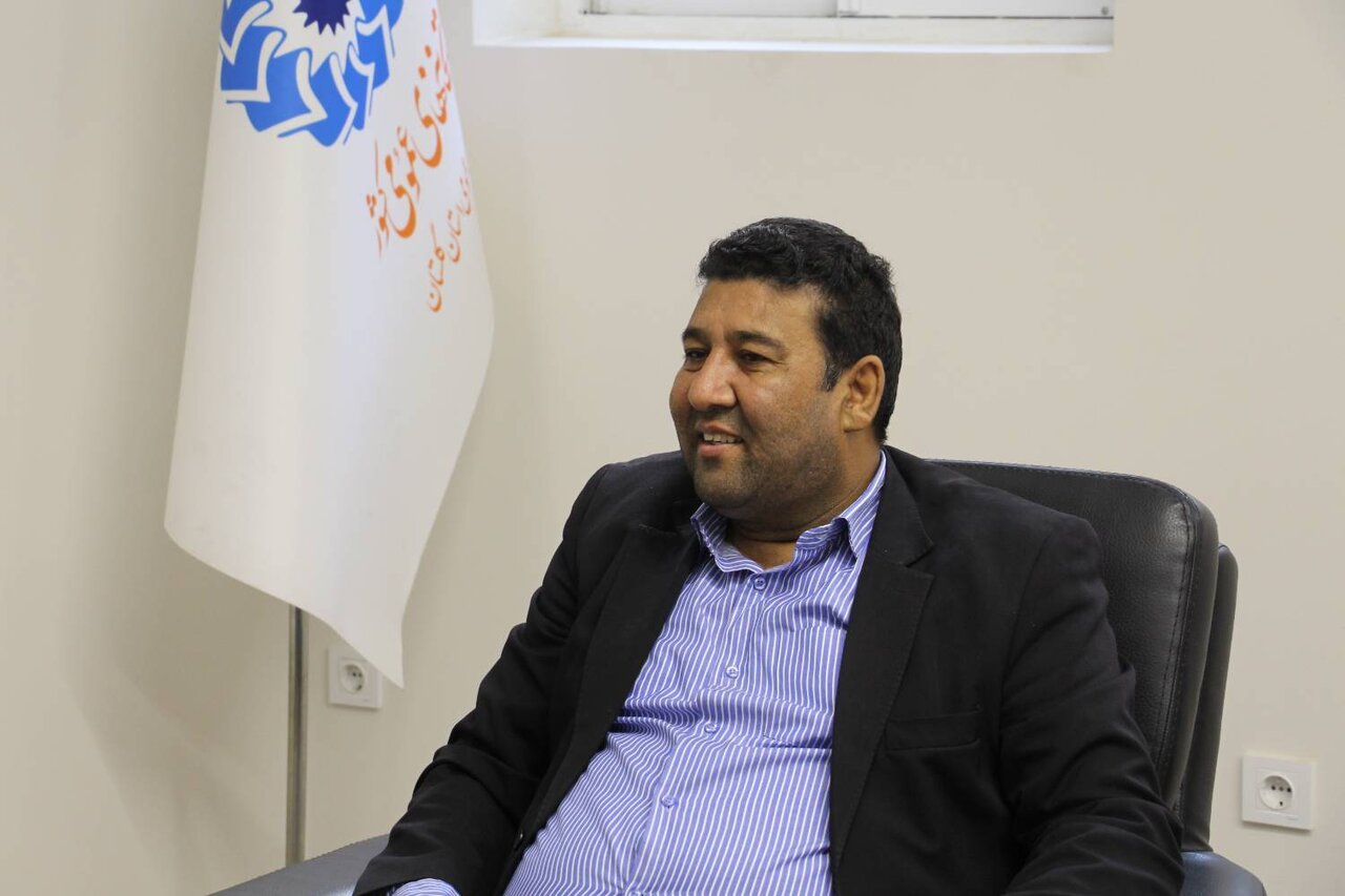 مدیرکل کتابخانه‌های عمومی گلستان با عضو شورای اسلامی شهر بندر ترکمن دیدار کرد