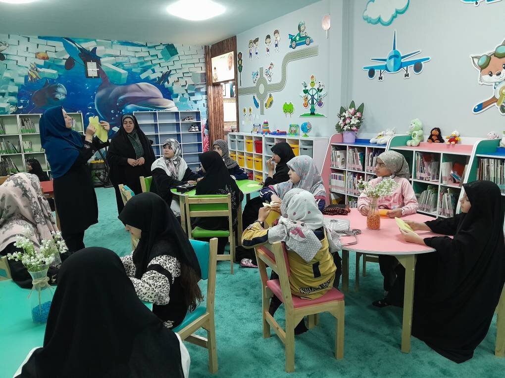 برگزاری برنامه‌های متنوع فرهنگی و ترویجی در بخش کودک کتابخانه عمومی نور باسمنج