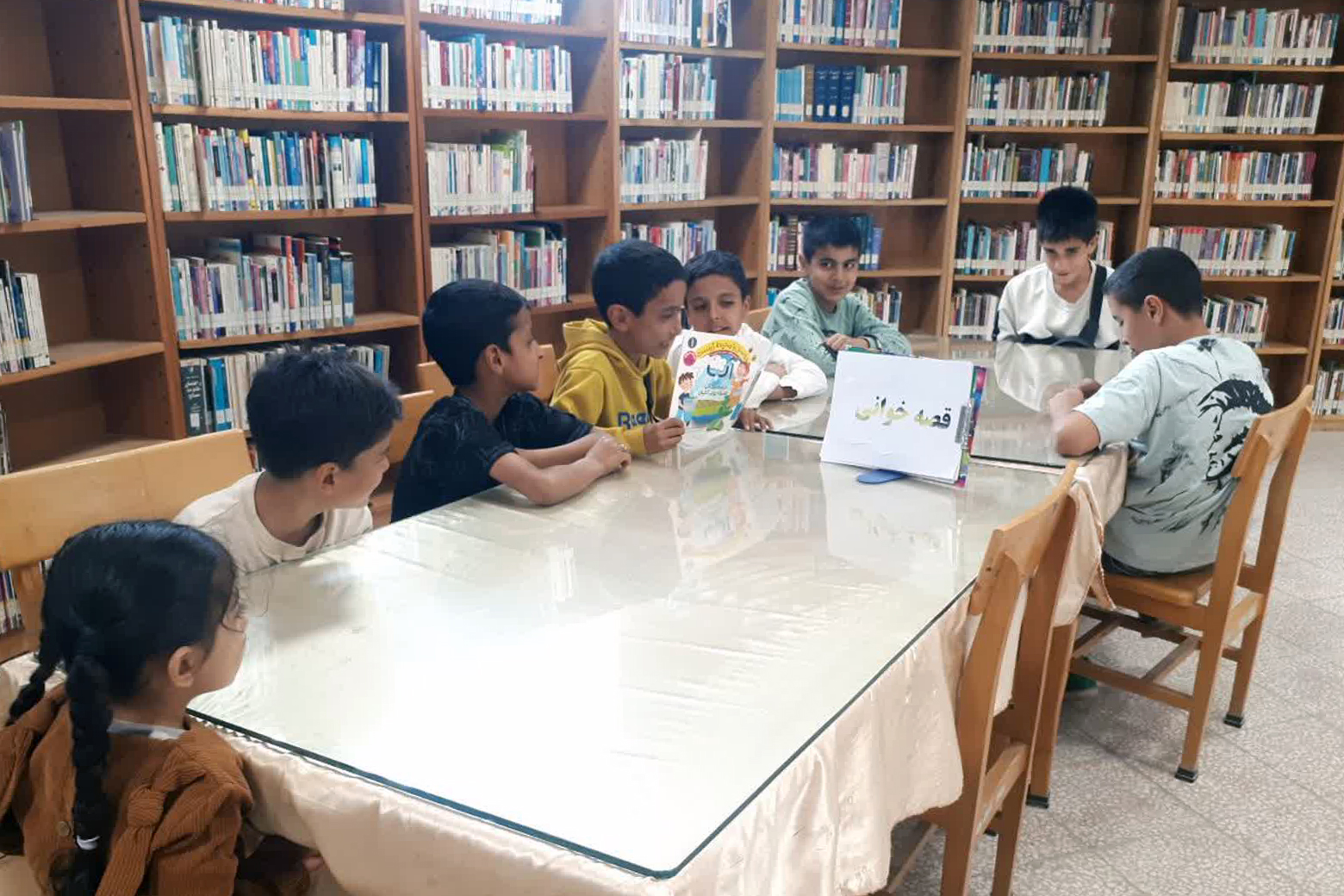 اجرای برنامههای متنوع فرهنگی در کتابخانه امام خمینی (ره) گرکان