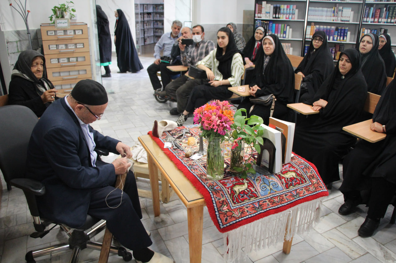 رویداد فرهنگی «ایران جان» در کتابخانه شهدای سنجان