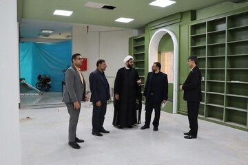 بازدید از کتابخانه مرکزی خوزستان
