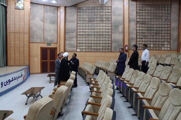 بازدید از کتابخانه مرکزی خوزستان