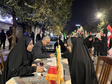 میز ارتباطات مردمی 
