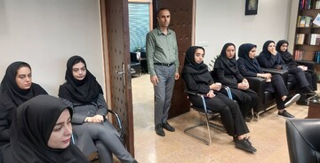 سومین نشست دورهمی «قرار کتابخوانی» اداره کل کتابخانه های عمومی استان تهران