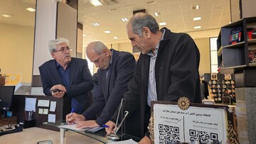 اهدای 8 هزار و 394 نسخه کتاب کمک‌آموزشی و کودک و نوجوان از سوی قلم‌چی به کتابخانه‌های عمومی استان زنجان