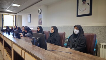 اهدای 8 هزار و 394 نسخه کتاب کمک‌آموزشی و کودک و نوجوان از سوی قلم‌چی به کتابخانه‌های عمومی استان زنجان