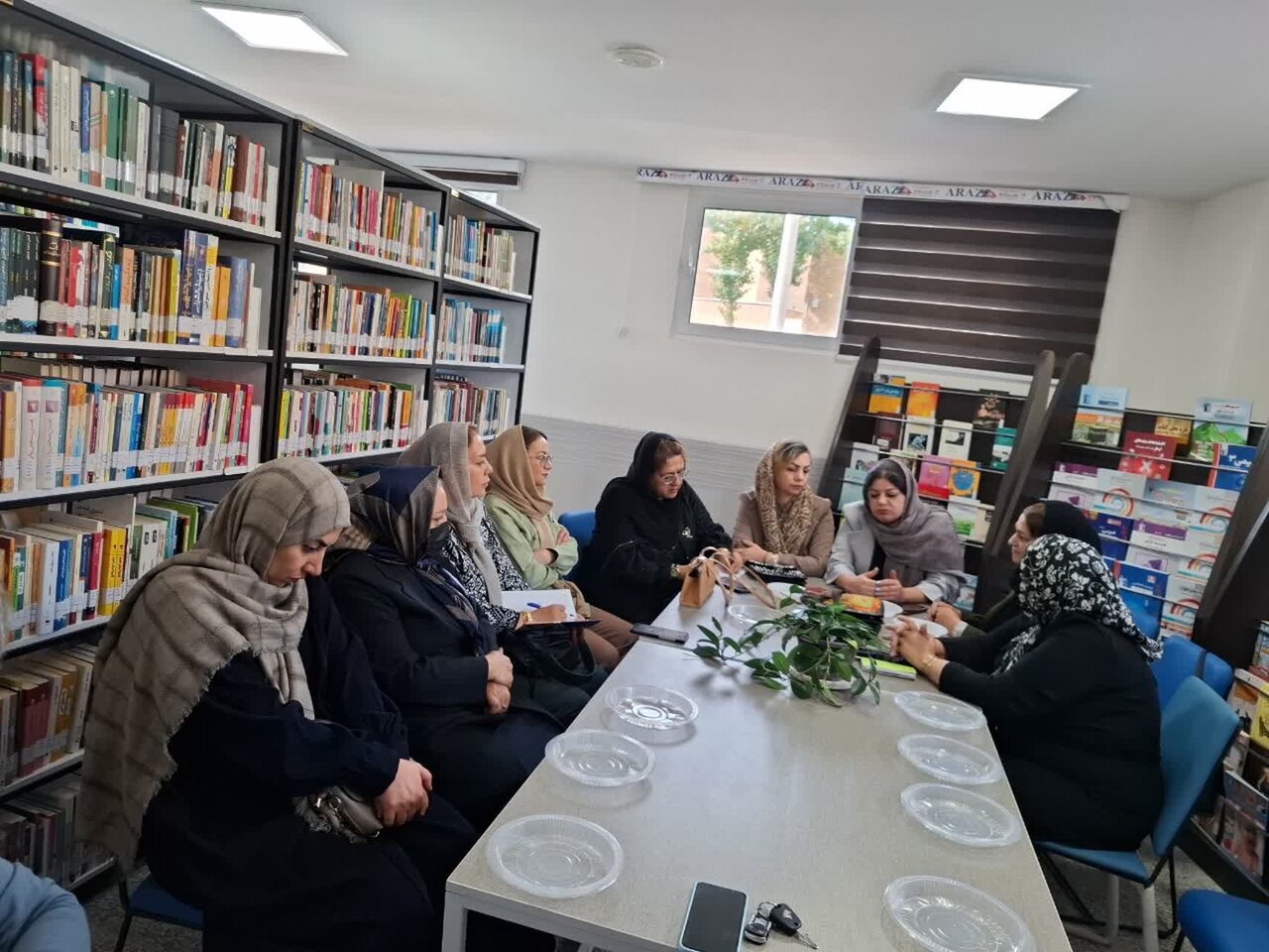برگزاری نشست فرهنگی رادیو خاطرات در کتابخانه آلیاسین شهرستان فریدونشهر