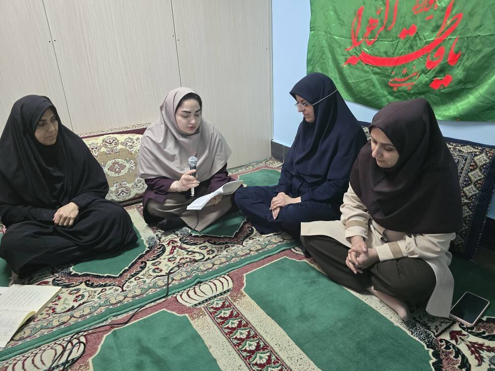 سومین روز برنامههای «قرار فاطمی» در ادارهکل کتابخانههای عمومی مازندران برگزار شد