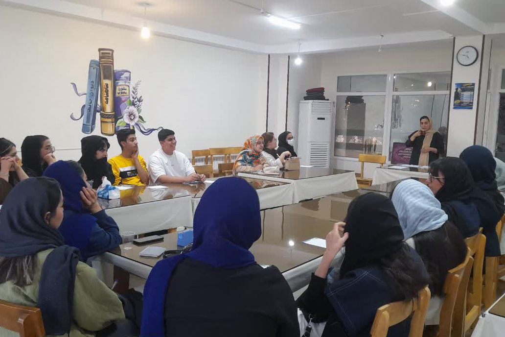 نشست‌های تخصصی جوانان به همت کتابخانه علامه دلیجانی برگزار شد