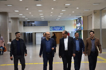 بازدید مدیرکل آموزش و پرورش از کتابخانه مرکزی