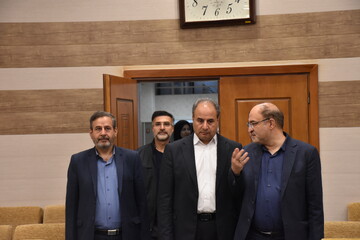 بازدید مدیرکل آموزش و پرورش از کتابخانه مرکزی