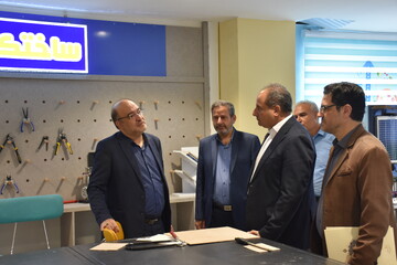 بازدید مدیرکل آموزش و پرورش از کتابخانه مرکزی