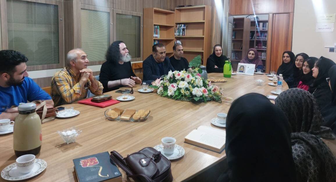 محافل ادبی «آواز متن» در کتابخانههای عمومی مازندران برگزار شد