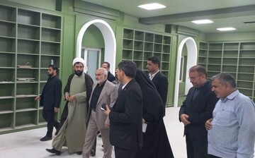 بازدید استاندار از کتابخانه مرکزی خوزستان