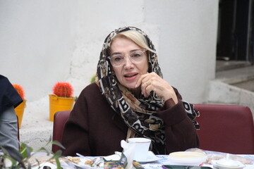 لیلی رضایی، مدیر موسسه خیریه بهنام دهش‌پور-نشست «کتاب به صرف صبحانه»به میزبانی اداره کل کتابخانه های عمومی استان تهران